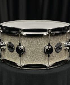 DW 6×14 Drum Workshop Collector’s Pure Maple SSC Broken Glass Snare Drum Used