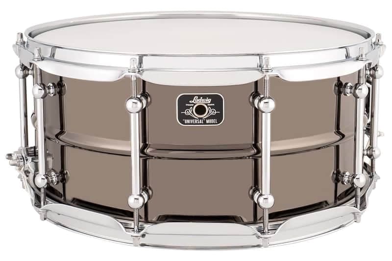 Ludwig 8X14 Universal Brass Snare Drum With Chrome Hardware