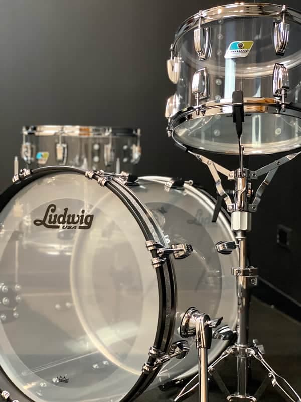Ludwig 20/12/14/5x14" Vistalite Downbeat Drum Set - Clear Vistalite w/ Exclusive 20" BD!