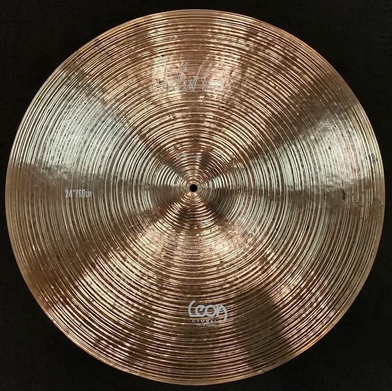 Leon 24" Deep Series Ride Cymbal - 2557g